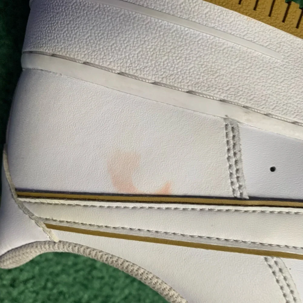 White AF1s - Picture 7 of 9